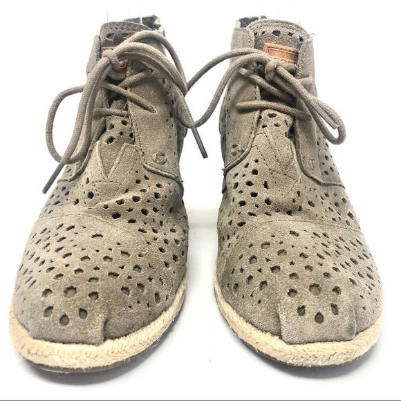 TOMS Perforated Tan Suede Espadrille Desert Boots - Picture 4 of 8